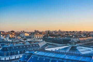 年满70的老人可以办理深圳居住证吗