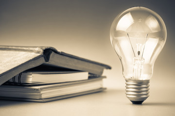 大货车刹车片着火火了怎么办